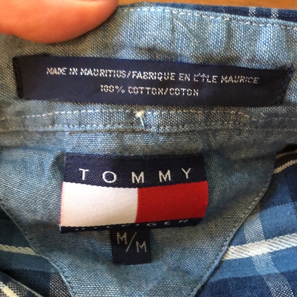 Tommy Hilfiger men’s button down - Picture 2 of 3